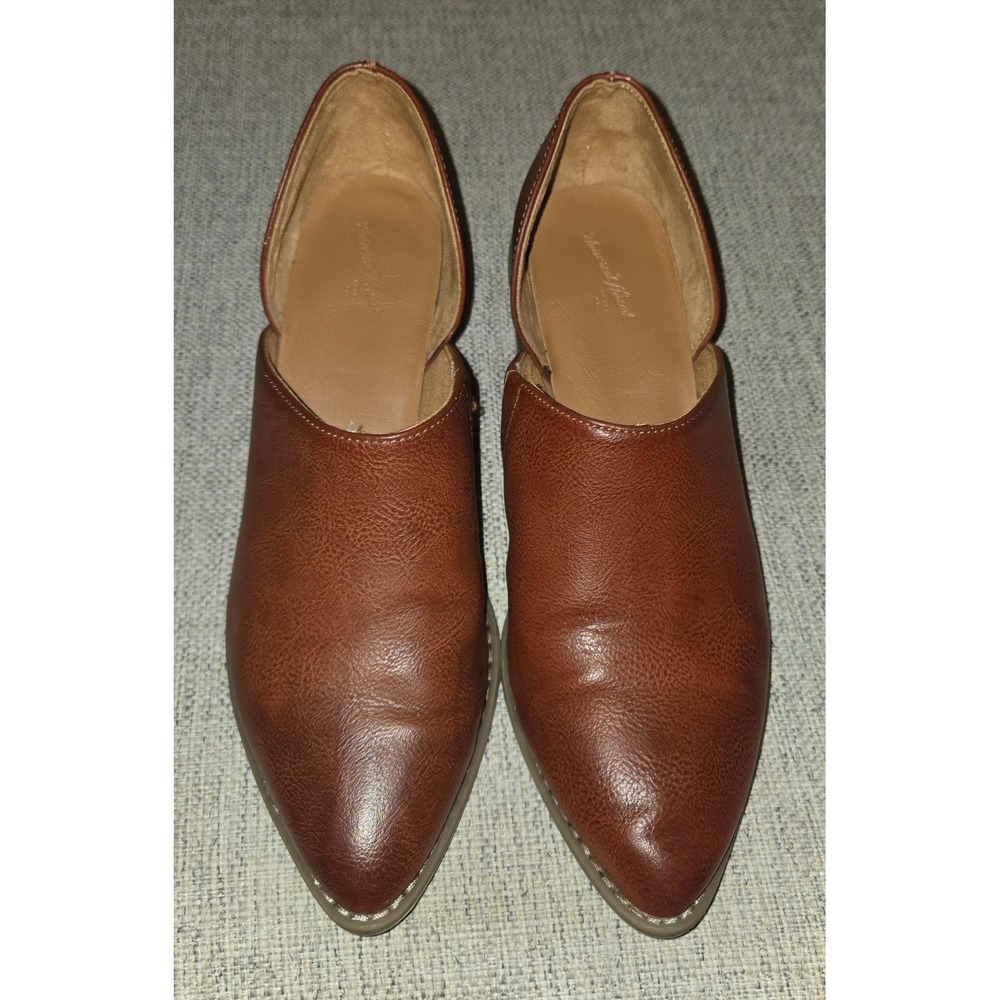 Universal Thread Wenda Cut Out Booties Cognac Brown Faux Leather Pointed Toe 9.5